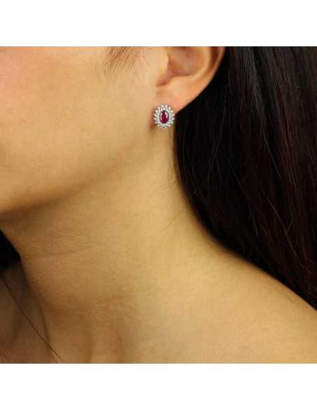 Pendientes de oro blanco con brillantes y Rubí