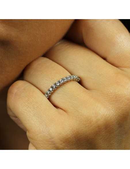 Media Alianza de oro blanco con 13 diamantes 0.28 cts