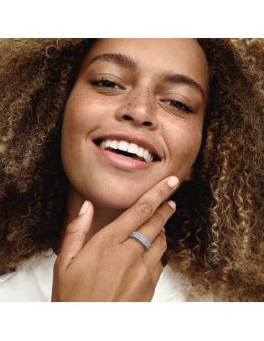 Anillo Pandora Fila Triple en Pavé...