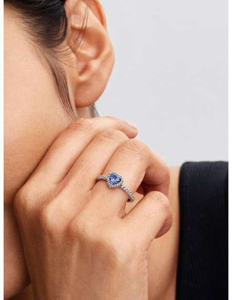 Anillo Corazón en Relieve Azul Brillante