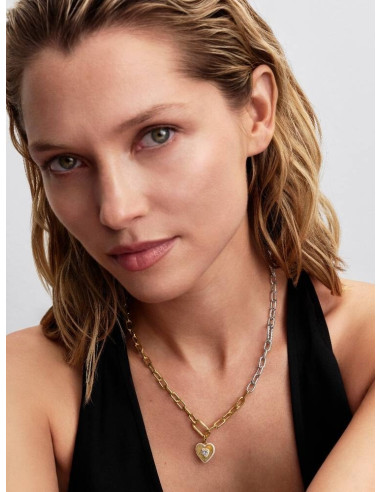 Charm Medallón Corazón Radiante...