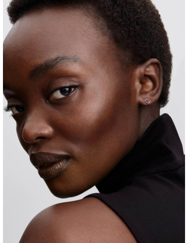 Pendientes de Botón Corazón Elevado...